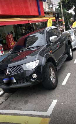 MITSUBISHI L200 TRITON 3.5 4X4 CD V6 24V GASOLINA 4P AUTOMÁTICO MITSUBISHI L200 TRITON 3.5 4X4 CD V6 24V GASOLINA 4P AUTOMÁTICO